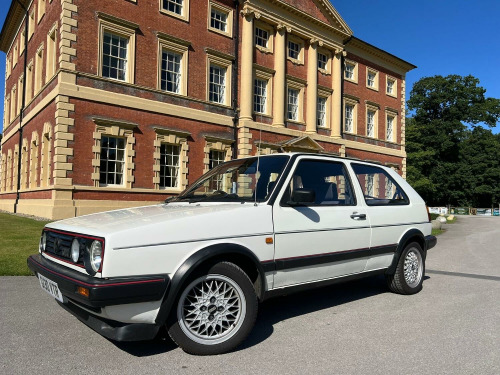 Volkswagen Golf  1.8 GTI