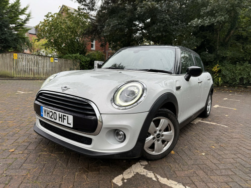 MINI Hatch  1.5 5-Door Hatch Cooper Classic