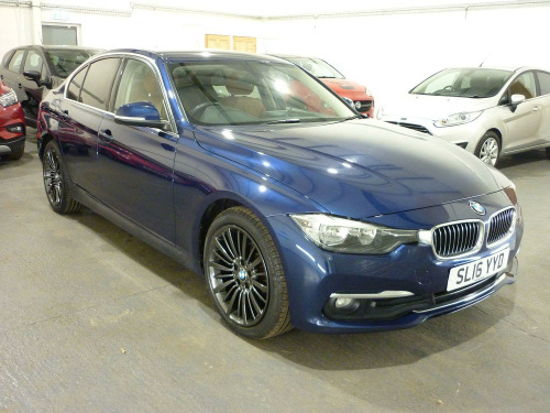 BMW 3 Series  2.0 318d Luxury Saloon