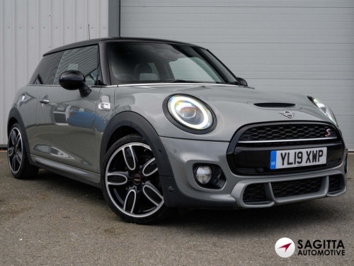 MINI Hatch  2.0 Cooper S Sport Hatchback 3dr Petrol Steptronic Euro 6 (s/s) (192 ps)