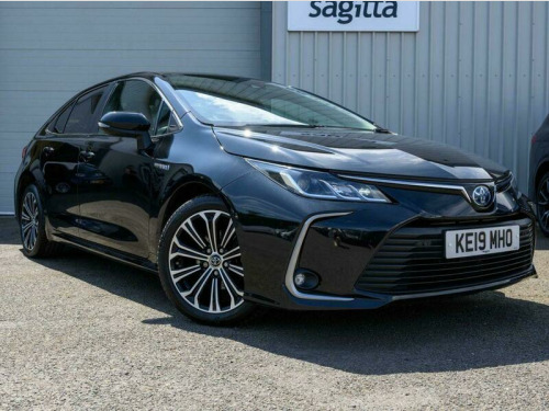 Toyota Corolla  1.8 VVT-h Design Saloon 4dr Petrol Hybrid CVT Euro 6 (s/s) (122 ps)
