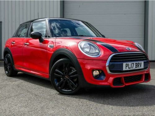 MINI Hatch  1.5 Cooper Hatchback 5dr Petrol Manual Euro 6 (s/s) (136 ps)
