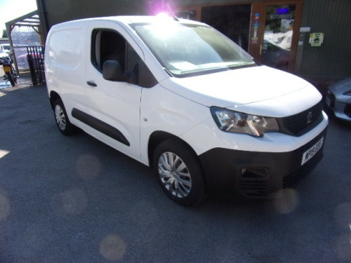 Peugeot Partner  1000 1.5 BlueHDi 100 Professional Van