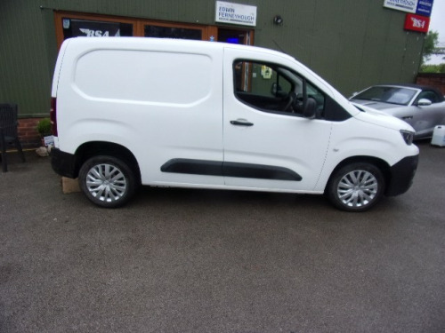 Peugeot Partner  1000 1.5 BlueHDi 100 Professional Van