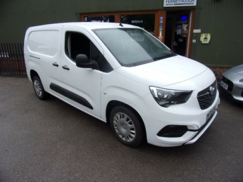 Vauxhall Combo  2300 1.5 Turbo D 100ps H1 Sportive Van