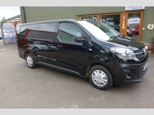 Vauxhall Vivaro  3100 2.0d 145PS Dynamic H1 Van Auto