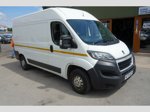 Peugeot Boxer  2.2 BlueHDi H2 Professional Van 140ps
