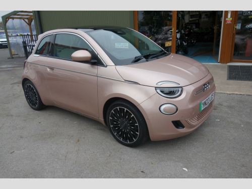 Fiat 500  42kWh La Prima Hatchback 3dr Electric Auto (118 ps)