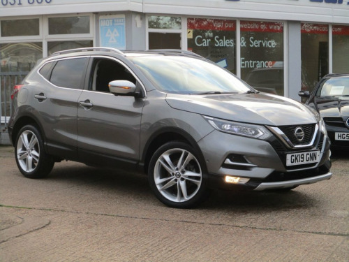 Nissan Qashqai  1.5 dCi N-Motion SUV 5dr Diesel Manual Euro 6 (s/s