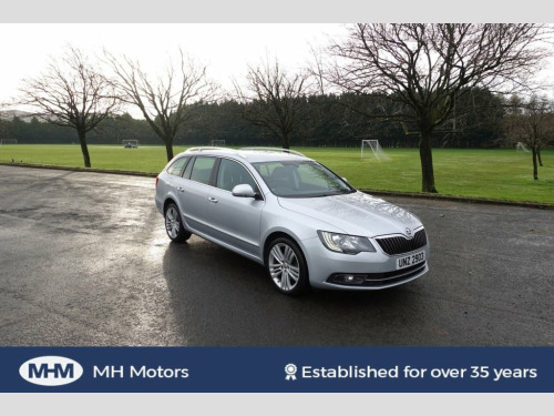 Skoda Superb  2.0 TDI Elegance Estate 5dr Diesel Manual Euro 5 (