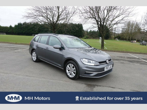 Volkswagen Golf  1.6 TDI BlueMotion Tech SE Nav Estate 5dr Diesel M