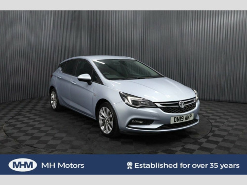 Vauxhall Astra  1.0i Turbo ecoTEC Design Hatchback 5dr Petrol Manu