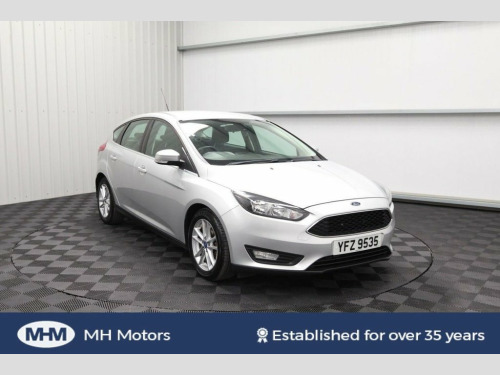 Ford Focus  1.6 Zetec Hatchback 5dr Petrol Powershift Euro 6 (