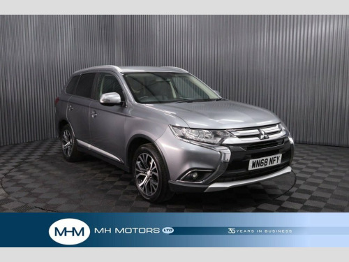 Mitsubishi Outlander  2.2 DI-D Juro SUV 5dr Diesel Manual 4WD Euro 6 (s/