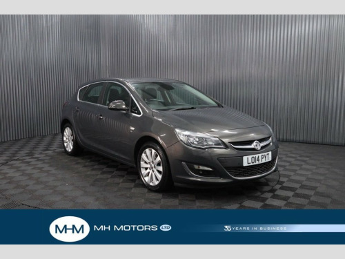 Vauxhall Astra  2.0 CDTi ecoFLEX Elite Hatchback 5dr Diesel Manual
