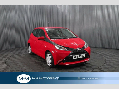 Toyota AYGO  1.0 VVT-i x-play Hatchback 5dr Petrol Manual Euro 