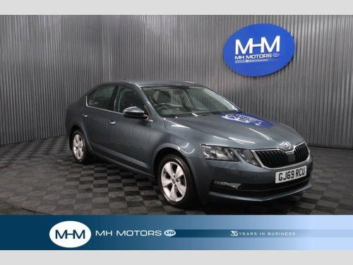 Skoda Octavia  1.6 TDI SCR SE Technology Hatchback 5dr Diesel DSG 