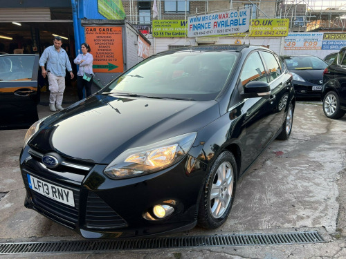 Ford Focus  ZETEC 5-Door