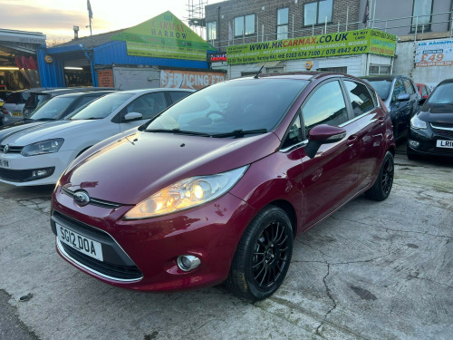 Ford Fiesta  TITANIUM 5-Door