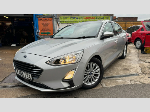 Ford Focus  1.0T EcoBoost Titanium Hatchback 5dr Petrol Auto Euro 6 (s/s) (125 ps)