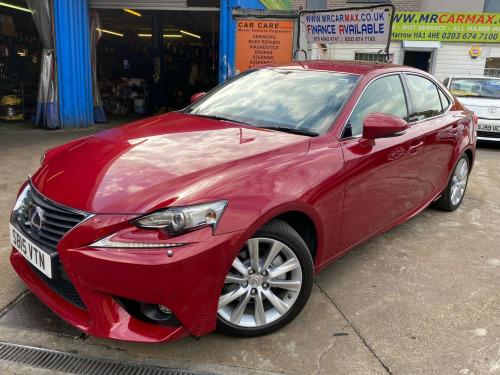 Lexus IS  2.5 300h Advance Saloon 4dr Petrol Hybrid E-CVT Euro 6 (s/s) (223 ps) 