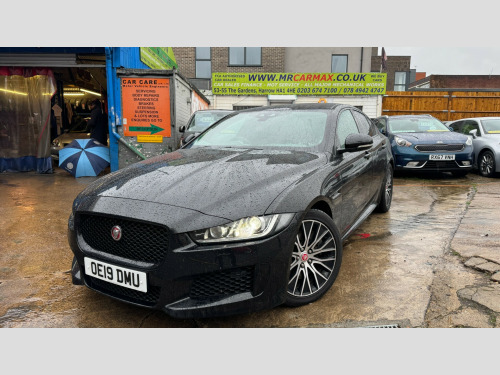 Jaguar XE  2.0i Landmark Saloon 4dr Petrol Auto Euro 6 (s/s) (250 ps)