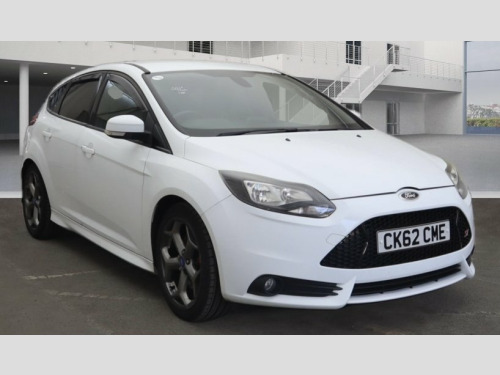 Ford Focus  2.0 T EcoBoost ST-2  *APPLY FOR FINANCE ON OUR WEBSITE*