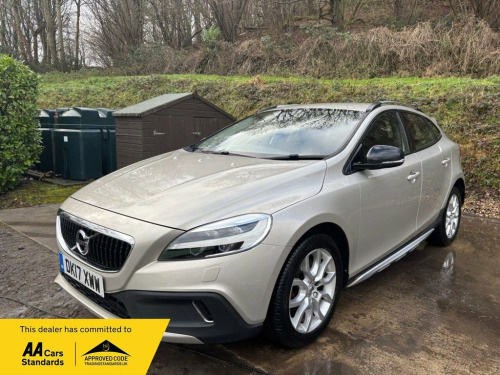 Volvo V40  1.5 T3 Pro Hatchback 5dr Petrol Auto Euro 6 (s/s) 