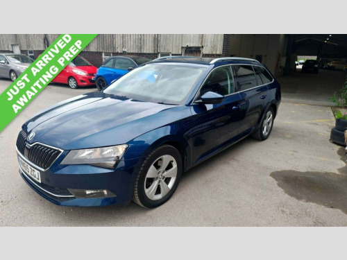Skoda Superb  2.0 TDI SE Business Estate 5dr Diesel Manual Euro 