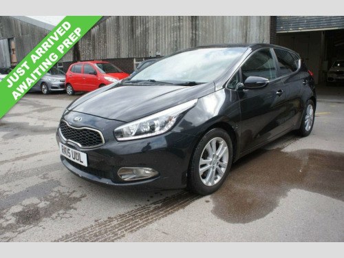 Kia ceed  1.6 GDi 3 Hatchback 5dr Petrol DCT Euro 5 (133 bhp
