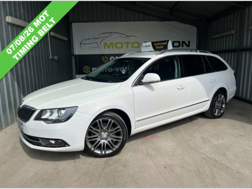 Skoda Superb  2.0 TDI Elegance Estate 5dr Diesel Manual Euro 5 (