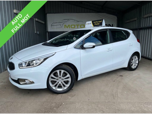 Kia ceed  1.6 CRDi 2 Hatchback 5dr Diesel Auto Euro 5 (126 b