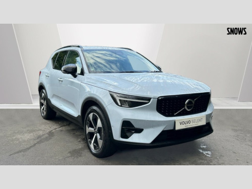 Volvo XC40  B3 PLUS MHEV