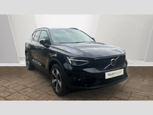 Volvo XC40  B4 PLUS