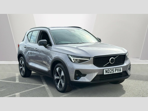 Volvo XC40  B4 PLUS