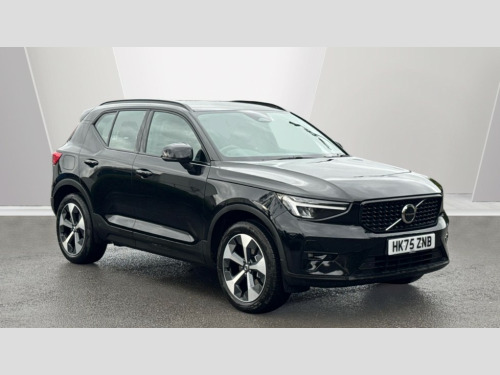 Volvo XC40  B3 PLUS 
