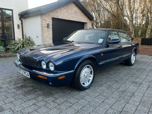 Jaguar XJ  3.2 SPORT V8 4DR Automatic