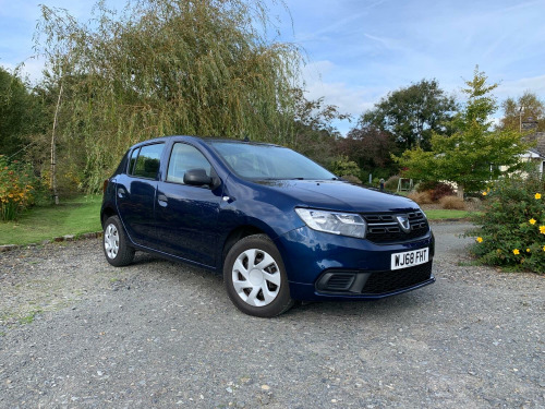 Dacia Sandero  0.9 Essential TCe 90 MY18