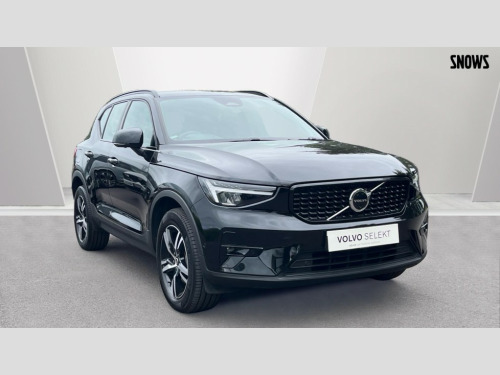 Volvo XC40  B3 PLUS MHEV