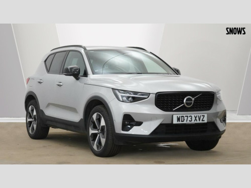 Volvo XC40  B4 PLUS