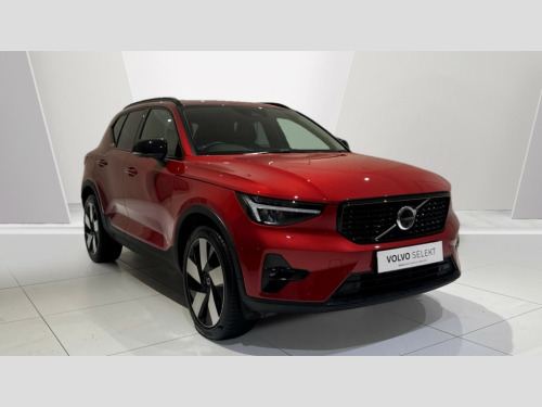 Volvo XC40   