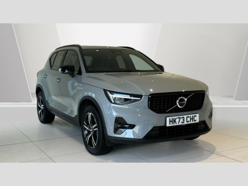 Volvo XC40  B3 PLUS MHEV 