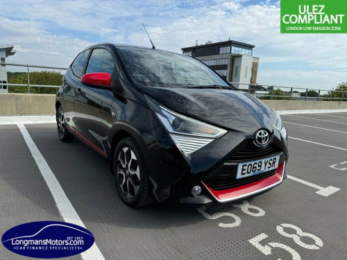 Toyota AYGO  1.0 VVT-I X-TREND 5d 69 BHP 1 year mot and service