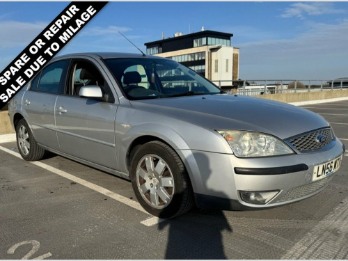 Ford Mondeo  1.8 Zetec Hatchback 5dr Petrol Manual (187 g/km, 1