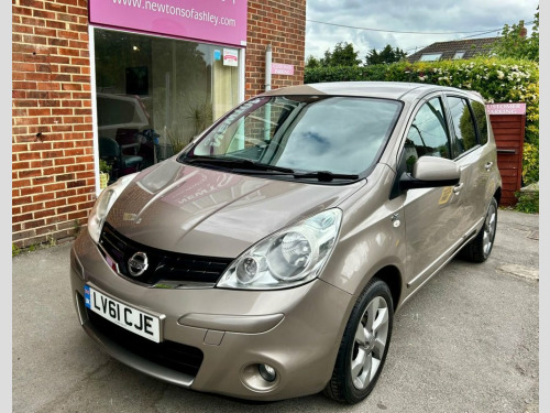Nissan Note  1.6 16V n-tec Hatchback 5dr Petrol Auto Euro 5 (11