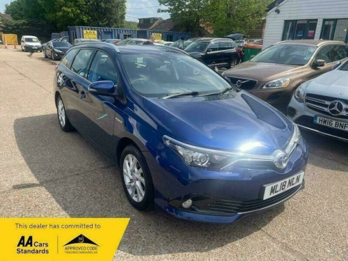 Toyota Auris  1.8 VVT-h Icon Touring Sports 5dr Petrol Hybrid CVT Euro 6 (s/s) (136 ps)