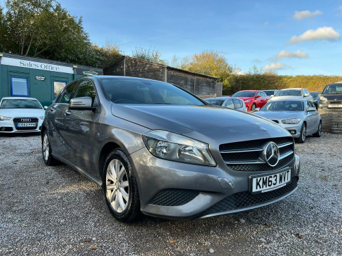 Mercedes-Benz A-Class A180 1.6 A180 SE