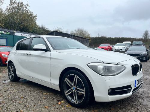 BMW 1 Series  2.0 116d Sport 5-door