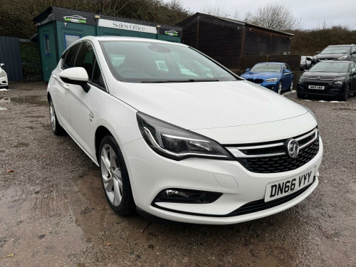 Vauxhall Astra  1.4 i SRi Nav