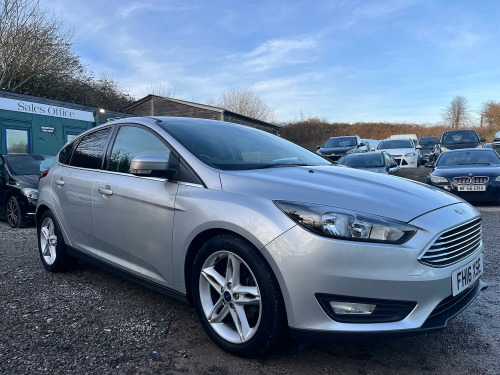 Ford Focus  1.0 T EcoBoost Zetec